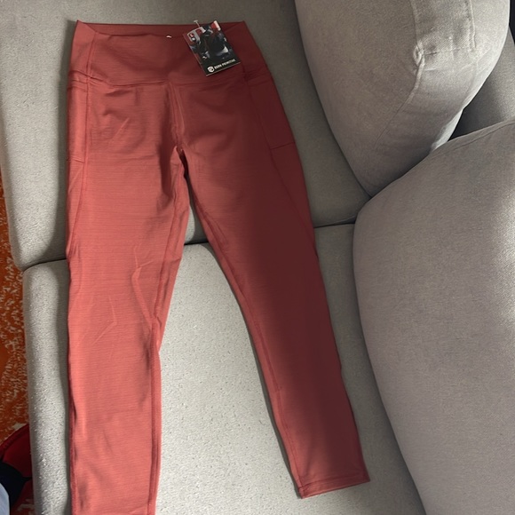 *NWT* Born Primitive leggings size L - Picture 6 of 6